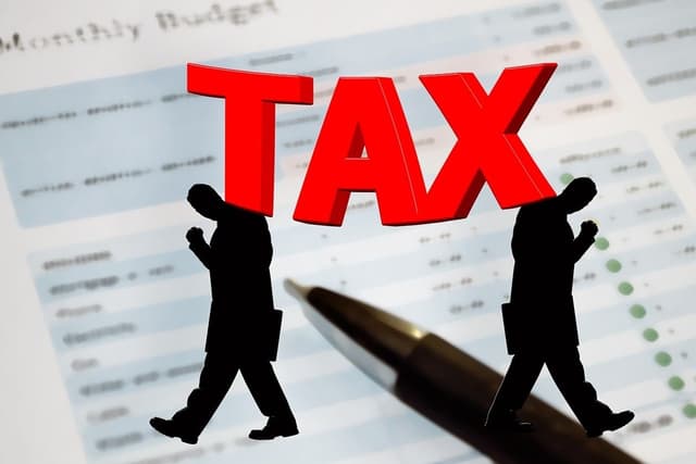 Taxa pe tranzacții bancare: cum funcționează și ce efecte are? Ungaria a introdus o astfel de taxă în 2012